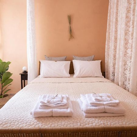 Mediterranean House - 12 Min From Acropolis! Apartment Athens Exterior photo