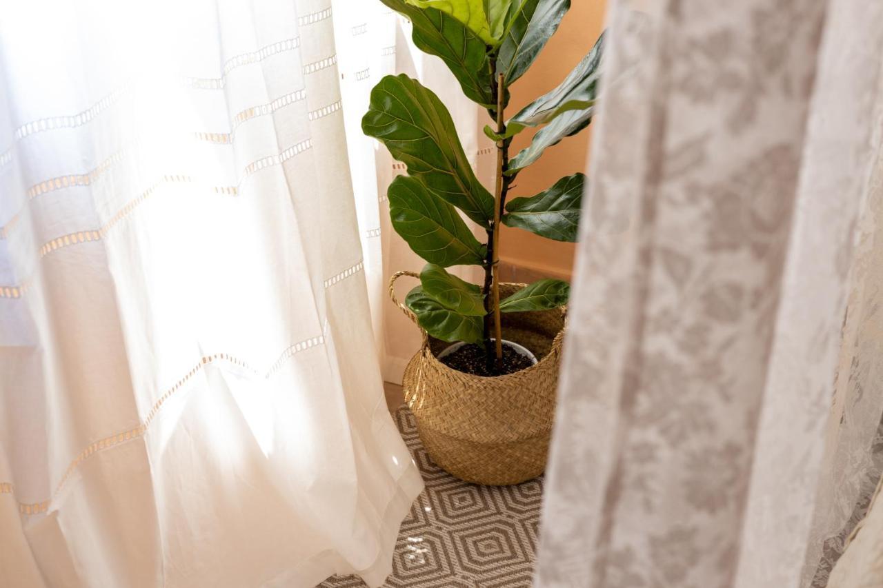Mediterranean House - 12 Min From Acropolis! Apartment Athens Exterior photo