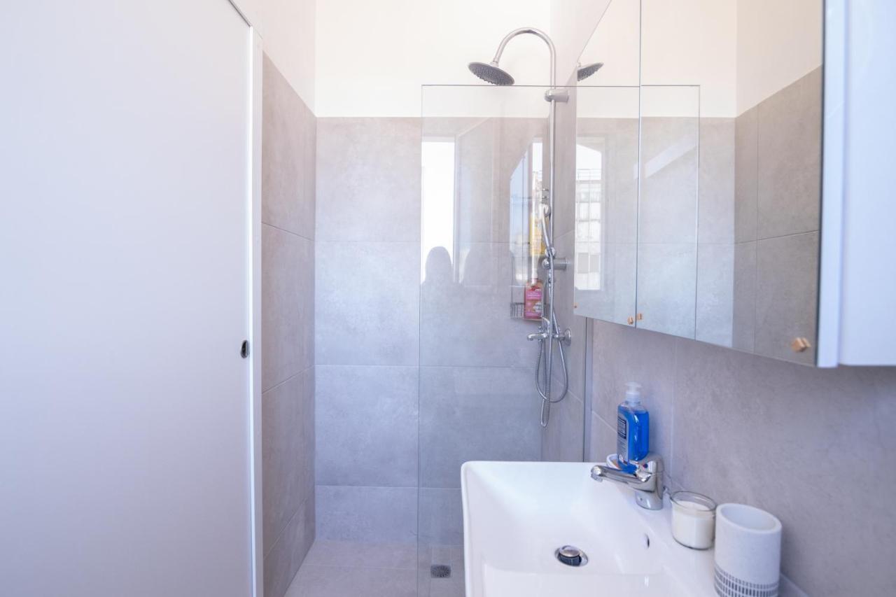 Mediterranean House - 12 Min From Acropolis! Apartment Athens Exterior photo