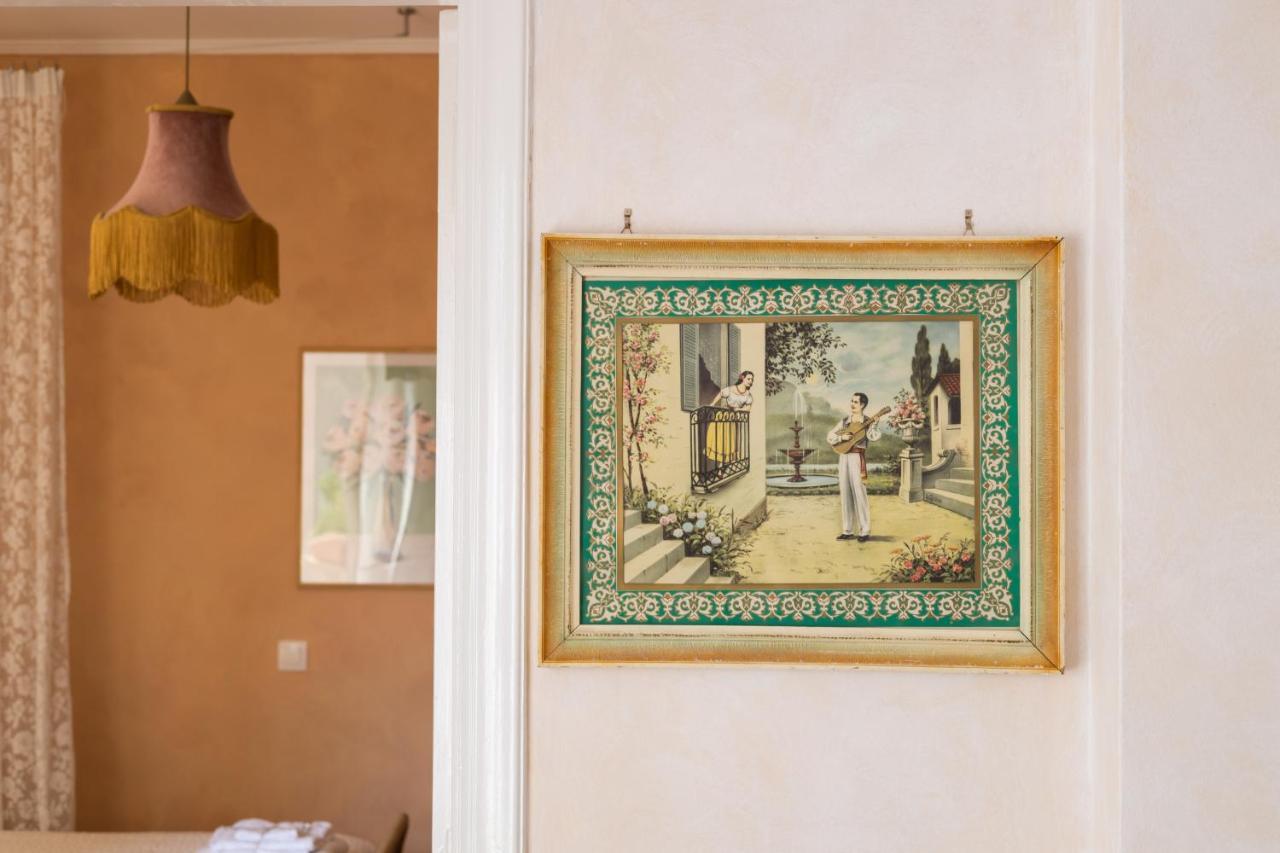Mediterranean House - 12 Min From Acropolis! Apartment Athens Exterior photo